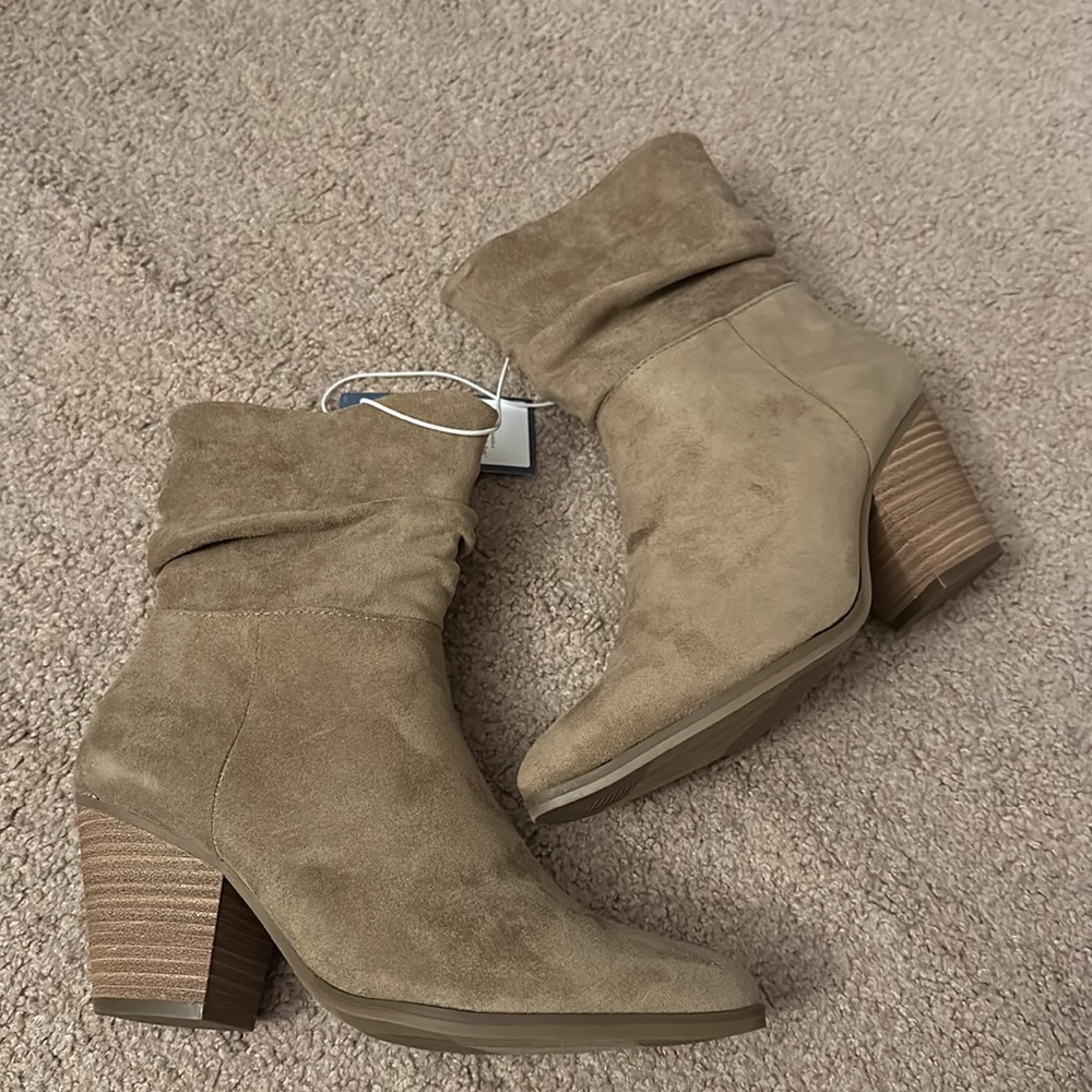 Universal Thread Cianna Slouch Boots